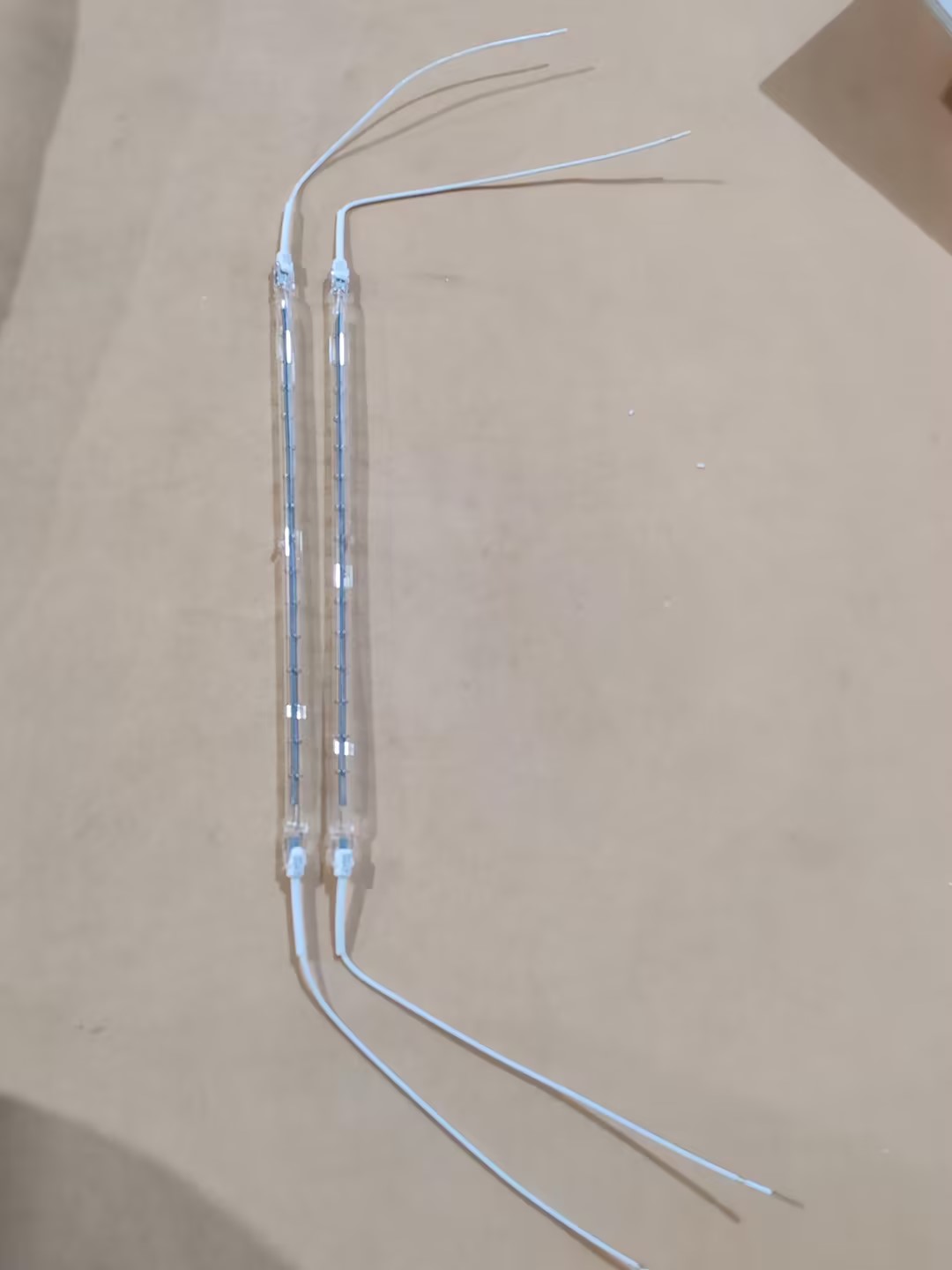 Einfache Halogen Quarz Infrarotlampe mit schneller Reaktionszeit und keramischem Überzug