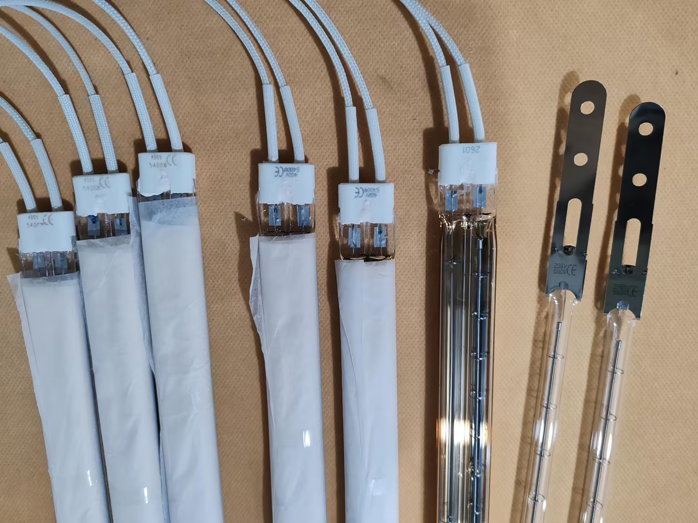 Lampu halogen untuk pengering roti