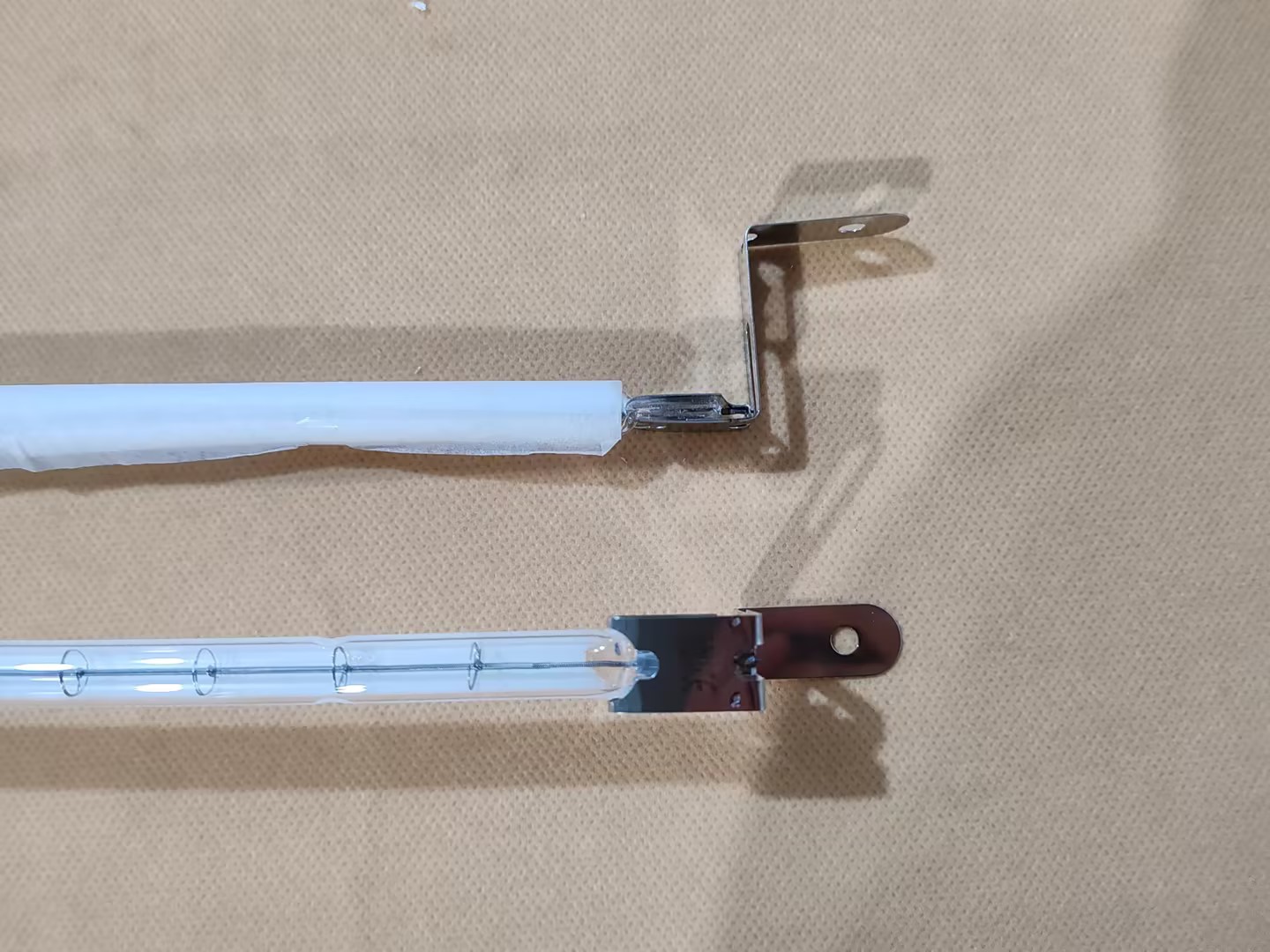 Lampu inframerah pemanas inframerah elemen pemanasan mentol halogen.
